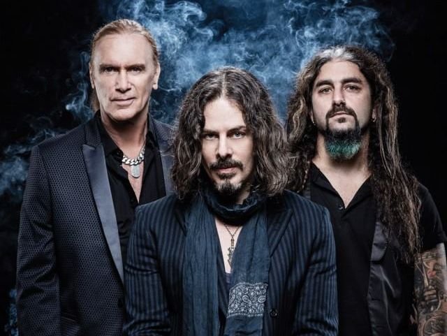 Winery Dogs